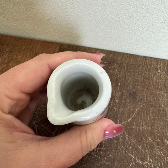 1940's Buffalo China C-12 US Army Medical Department Individual Creamer - Picture 6 of 9